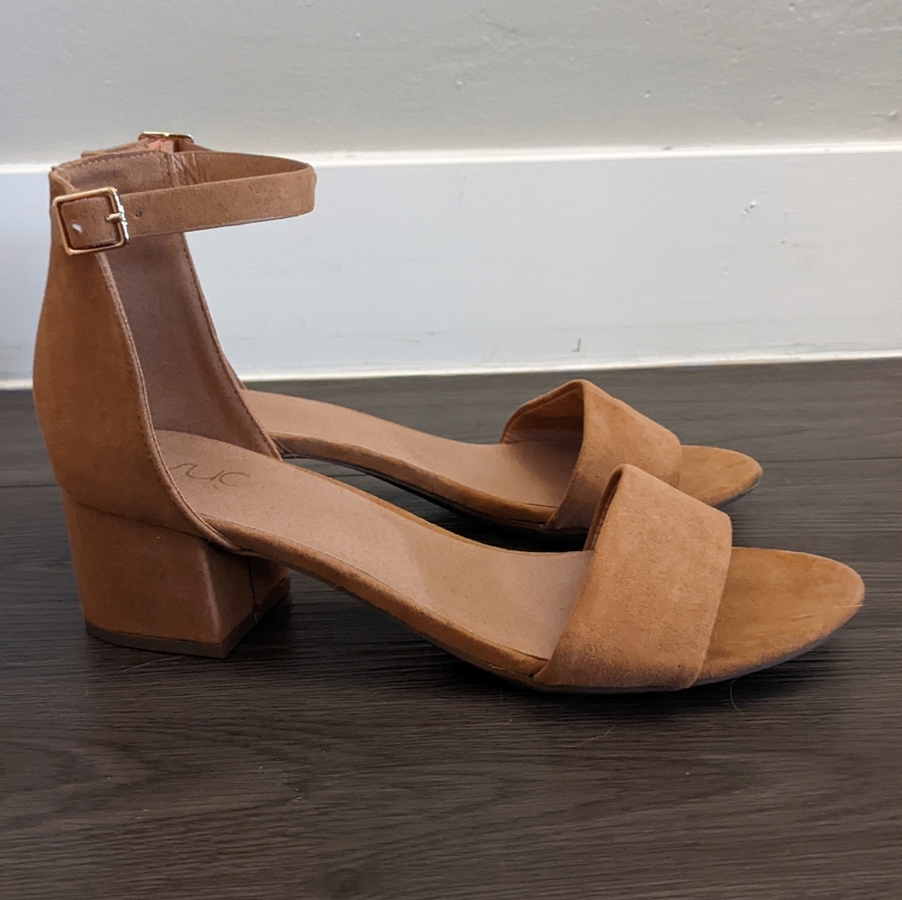 Sugar Women's Noelle Low Two Piece Block Heel Dress Shoe
